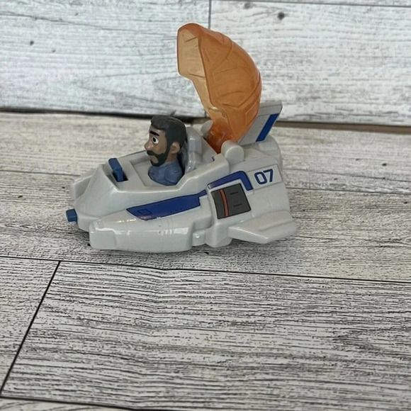 2022 McDonald's Happy Meal Toy Buzz Lightyear #8 Mo Piloting the XL-07 - Picture 3 of 7